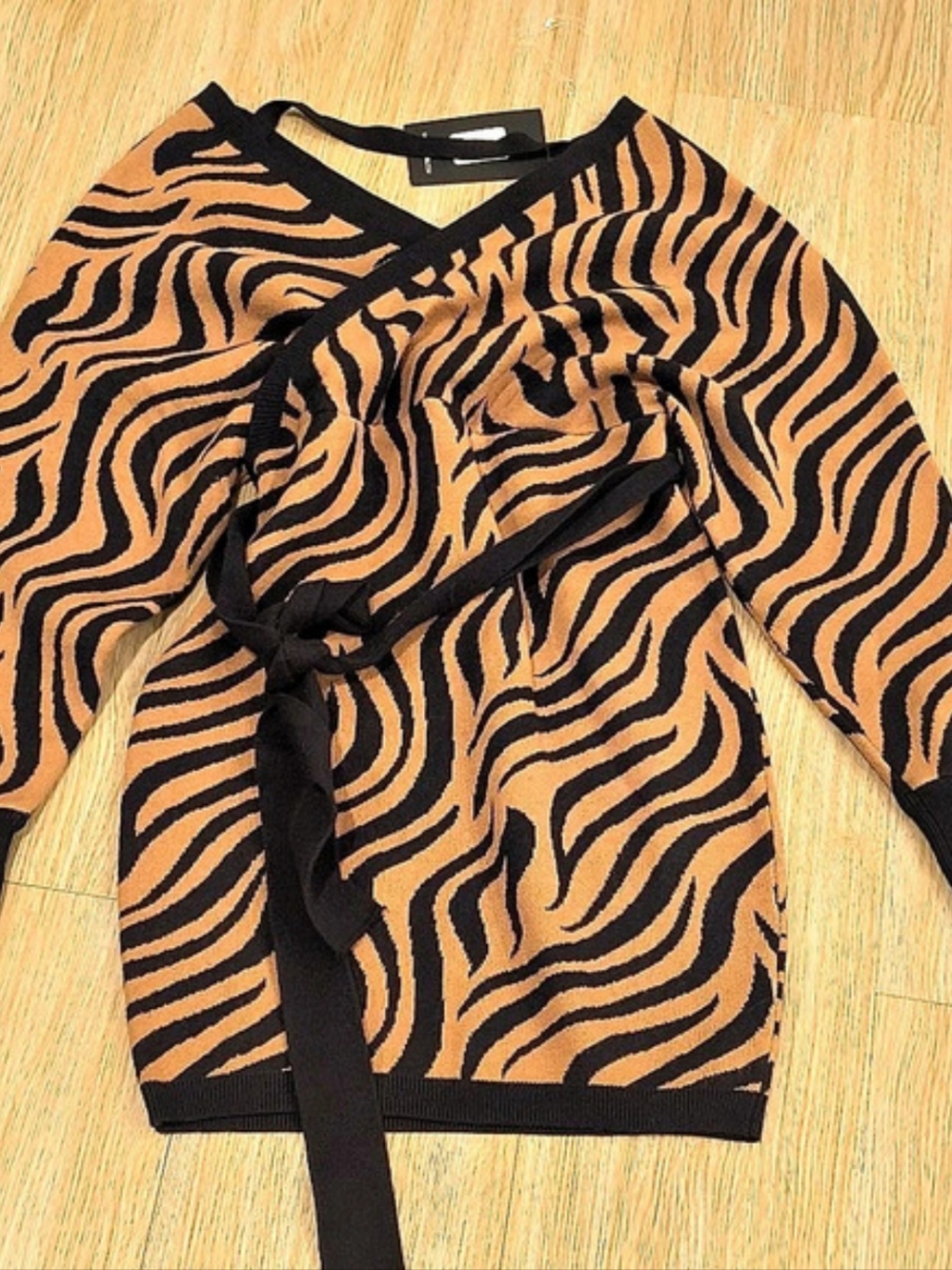 Fashion Nova Vixen Room Robe Sweater Dress Animal Print Sweater Dress Size Small